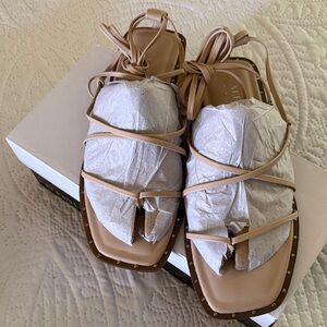 Novaraap Tan Strappy Sandals